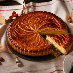 recette pour la galette des rois sur table chic